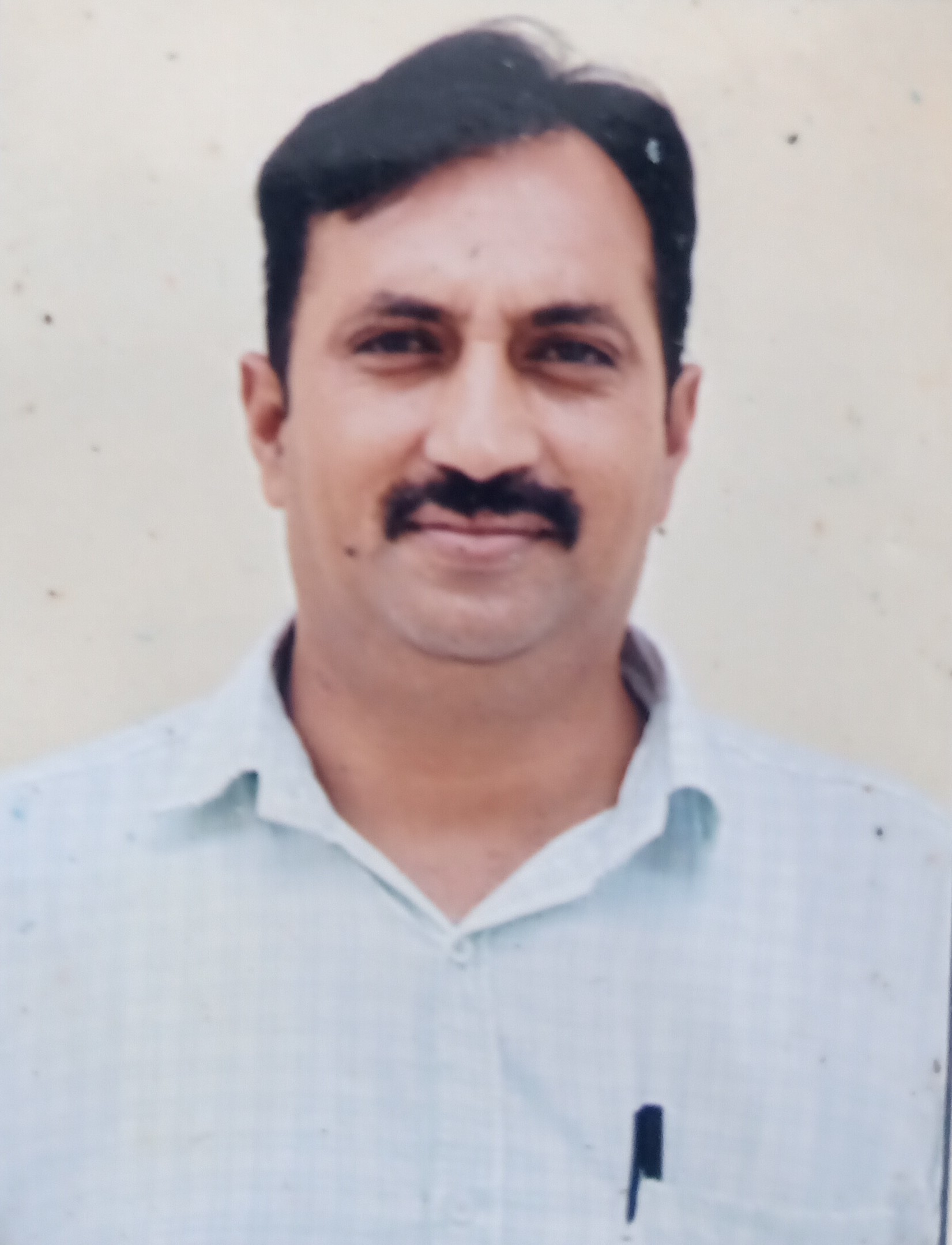 Dr. Rakesh Kumar