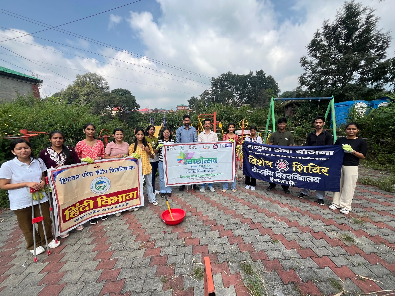 Dhauladhar Cleanliness 1